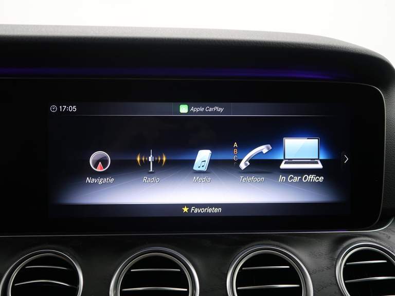 Mercedes-Benz Mercedes-Benz