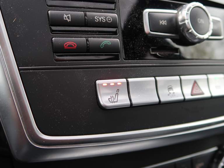 Mercedes-Benz Mercedes-Benz