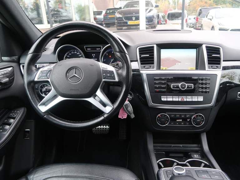 Mercedes-Benz Mercedes-Benz