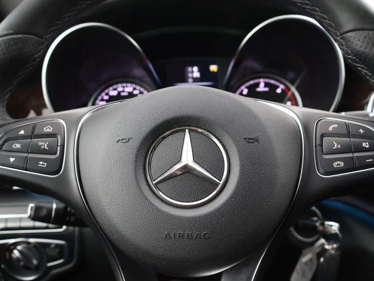 Mercedes-Benz Mercedes-Benz