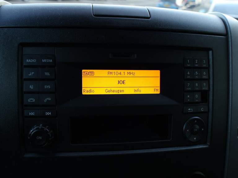 Mercedes-Benz Mercedes-Benz