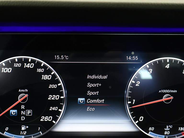 Mercedes-Benz Mercedes-Benz