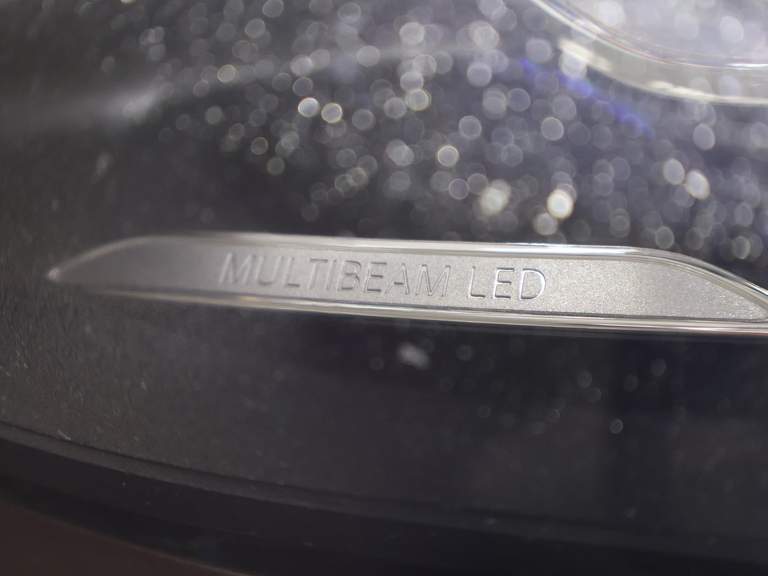 Mercedes-Benz Mercedes-Benz