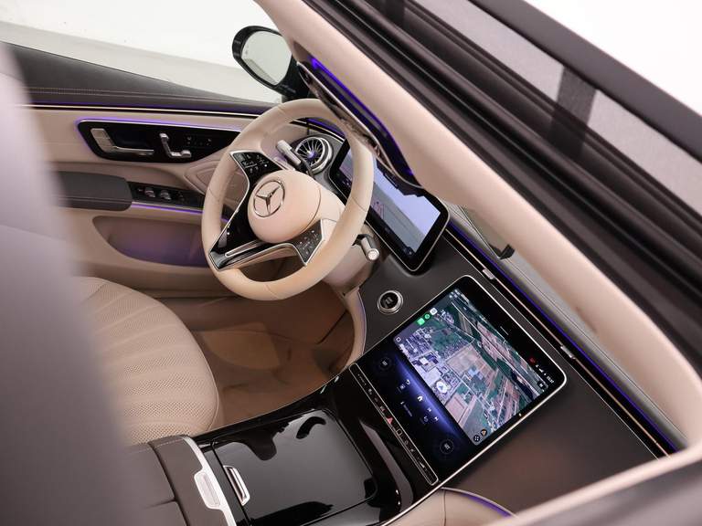 Mercedes-Benz Mercedes-Benz