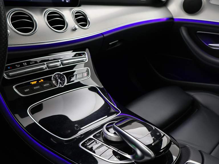 Mercedes-Benz Mercedes-Benz