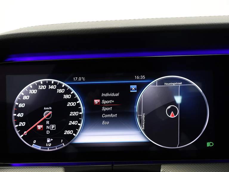 Mercedes-Benz Mercedes-Benz