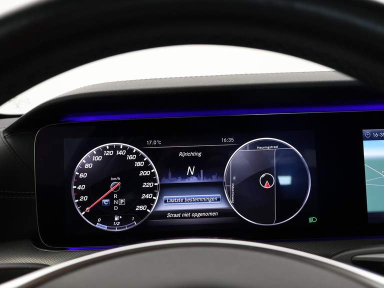 Mercedes-Benz Mercedes-Benz