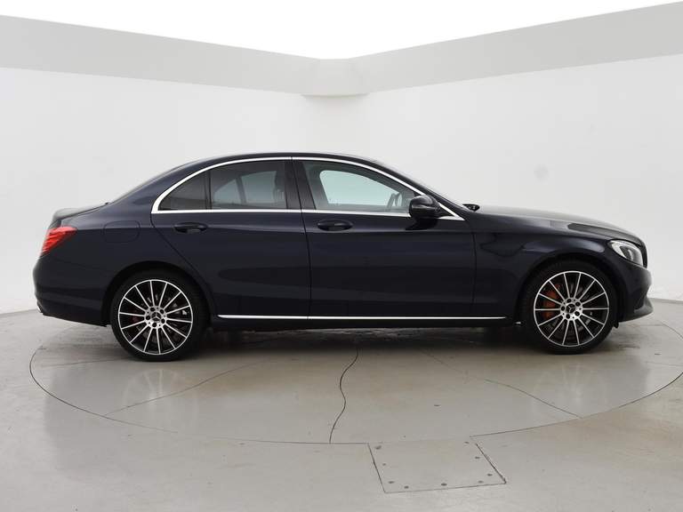 Mercedes-Benz Mercedes-Benz
