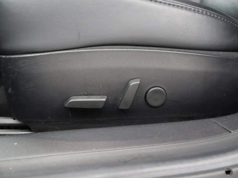 Tesla Tesla