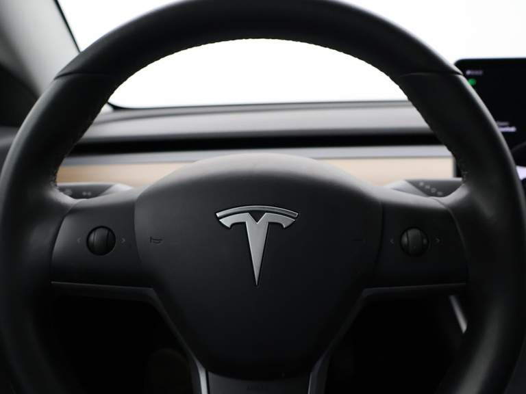 Tesla Tesla
