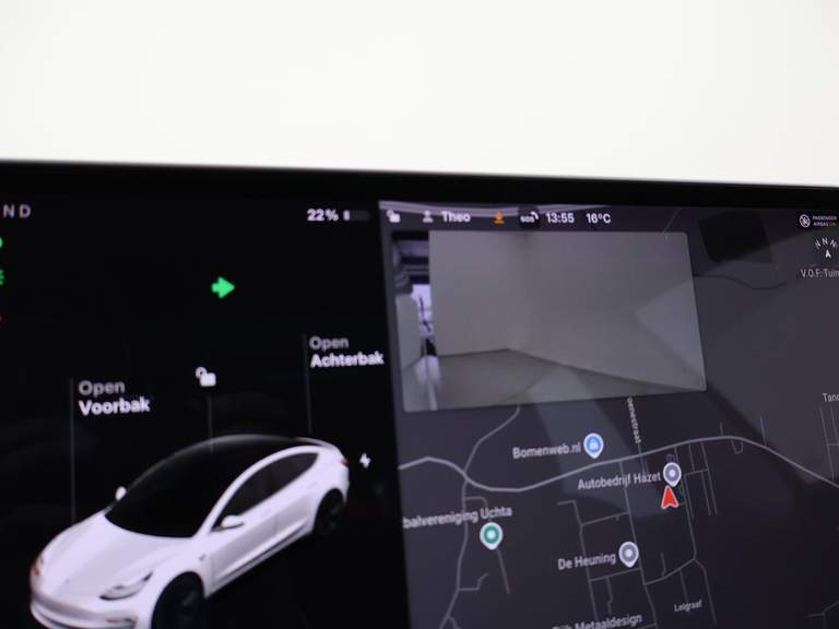 Tesla Tesla