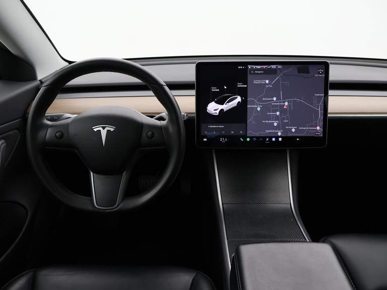 Tesla Tesla