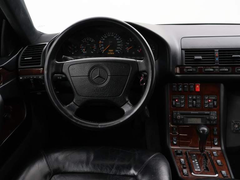 Mercedes-Benz Mercedes-Benz