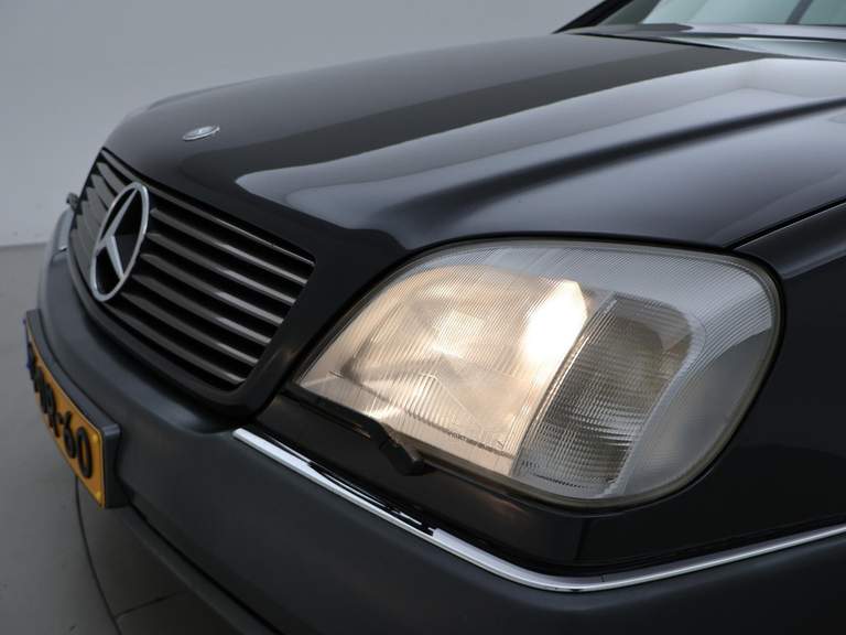 Mercedes-Benz Mercedes-Benz