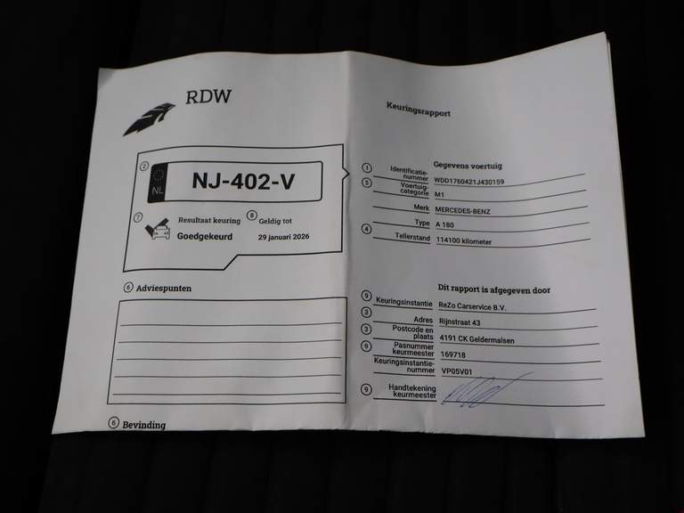 Mercedes-Benz Mercedes-Benz