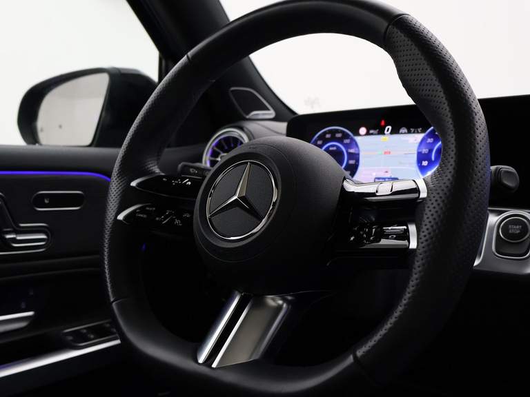 Mercedes-Benz Mercedes-Benz