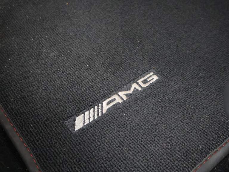 Mercedes-Benz Mercedes-Benz