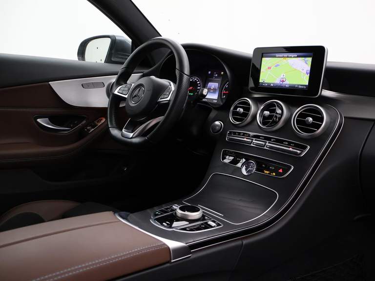 Mercedes-Benz Mercedes-Benz