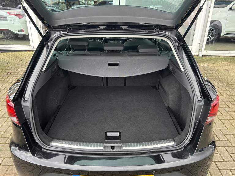 SEAT SEAT