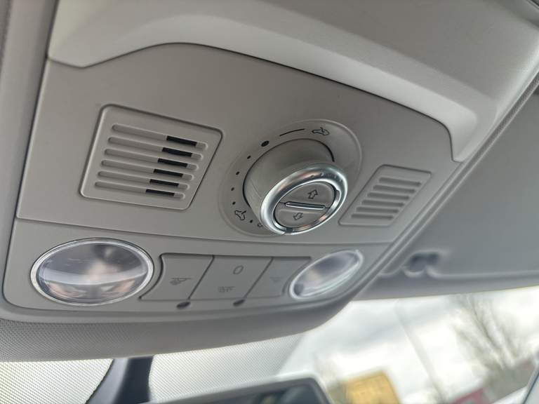 SEAT SEAT