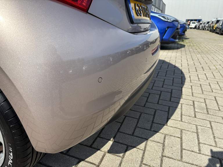 Peugeot Peugeot