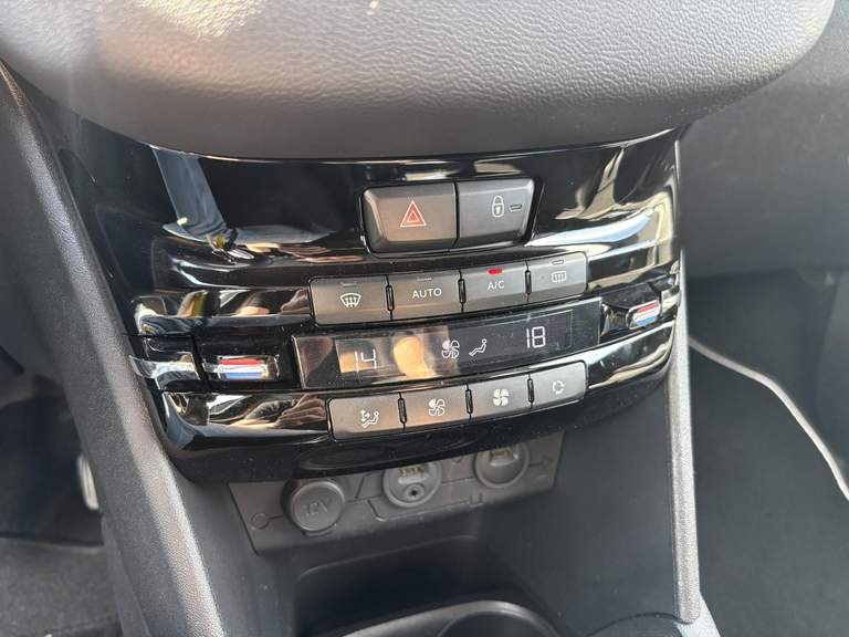 Peugeot Peugeot