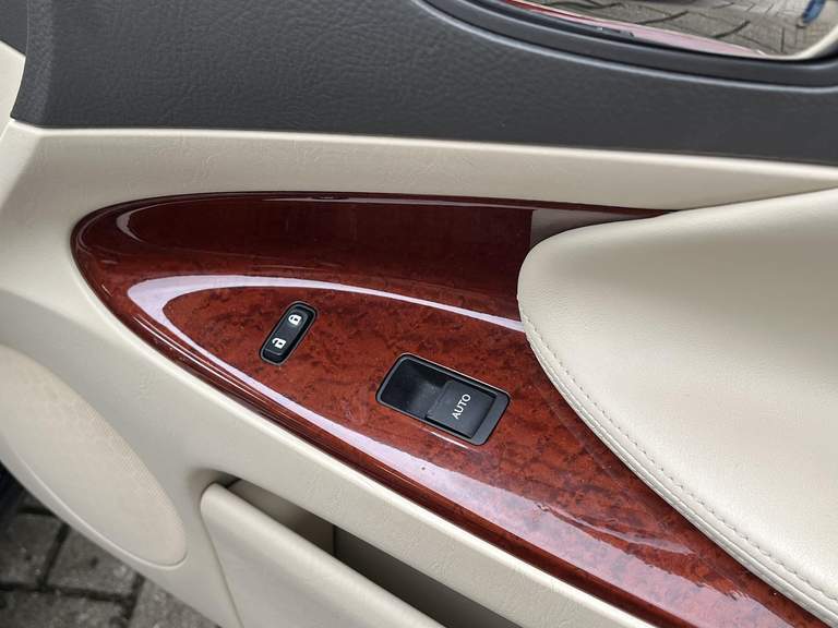 Lexus Lexus
