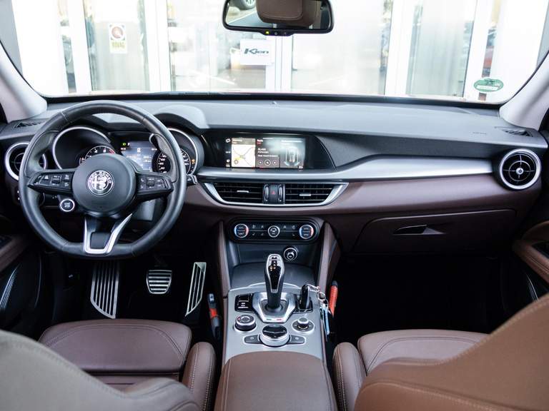 Alfa Romeo Alfa Romeo