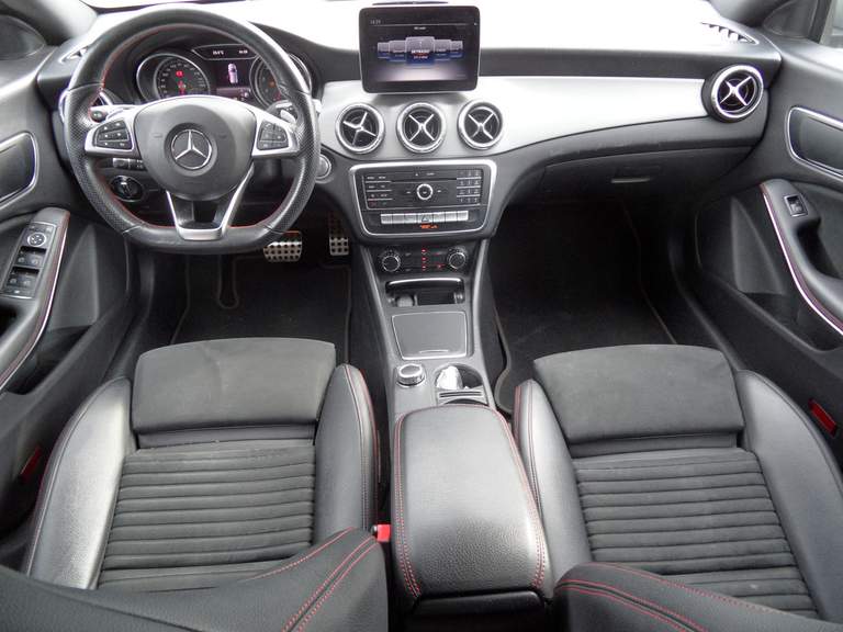 Mercedes-Benz Mercedes-Benz