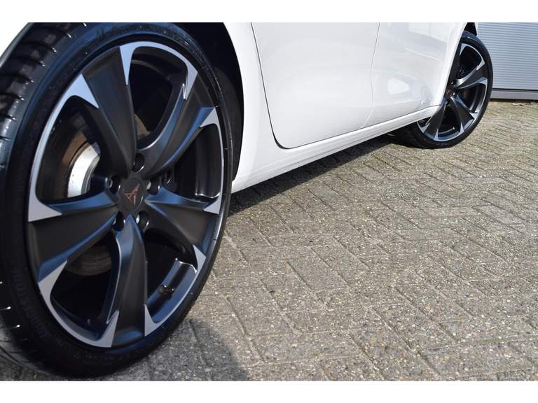 CUPRA CUPRA