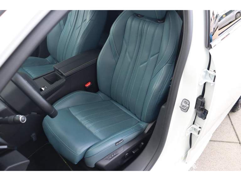 Peugeot Peugeot