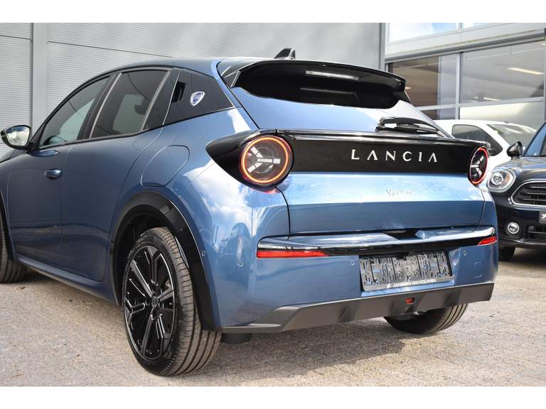 Lancia Lancia