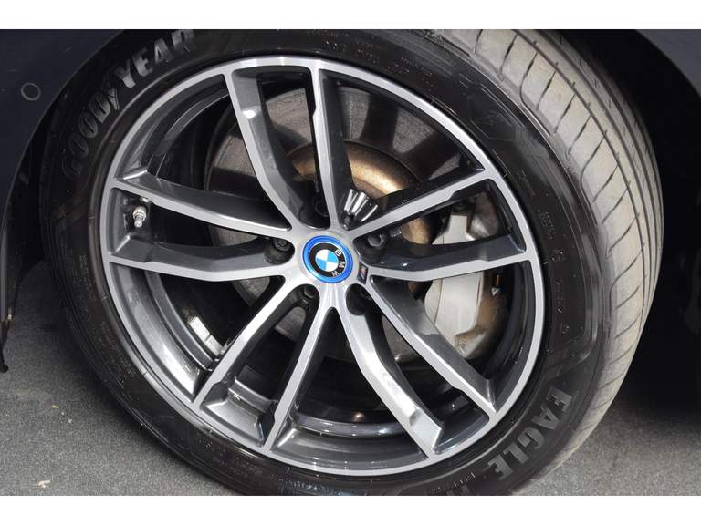 BMW BMW