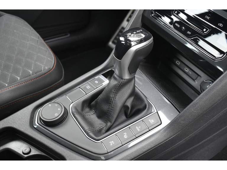 SEAT SEAT