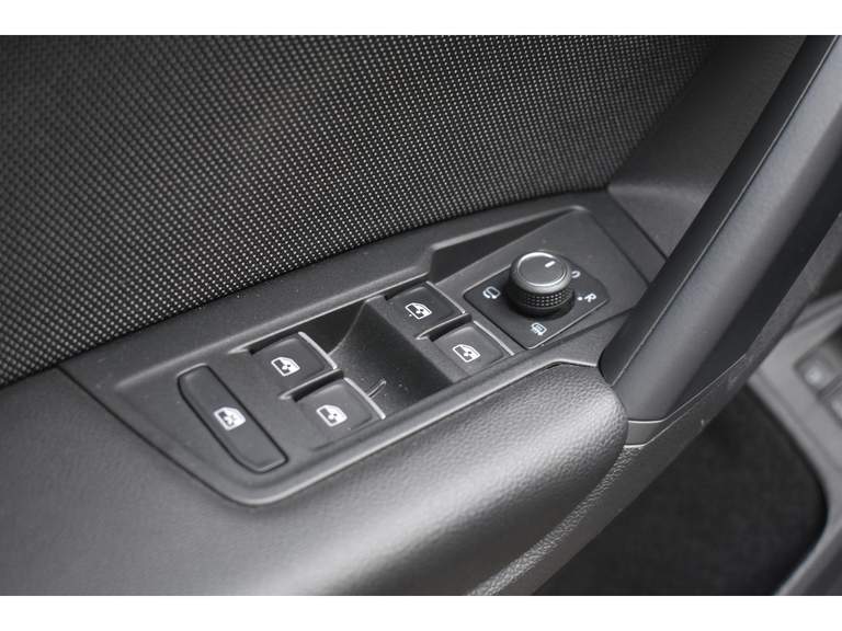 SEAT SEAT