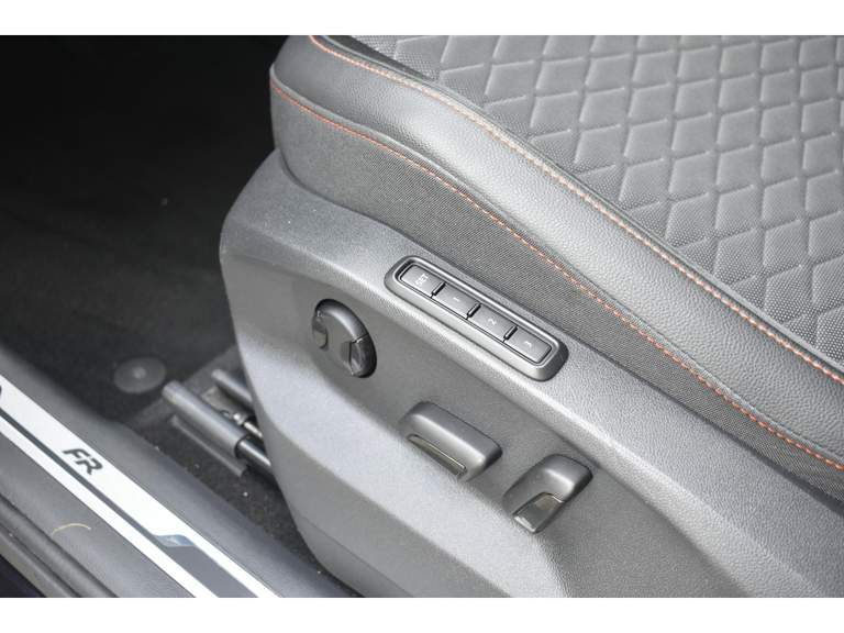SEAT SEAT