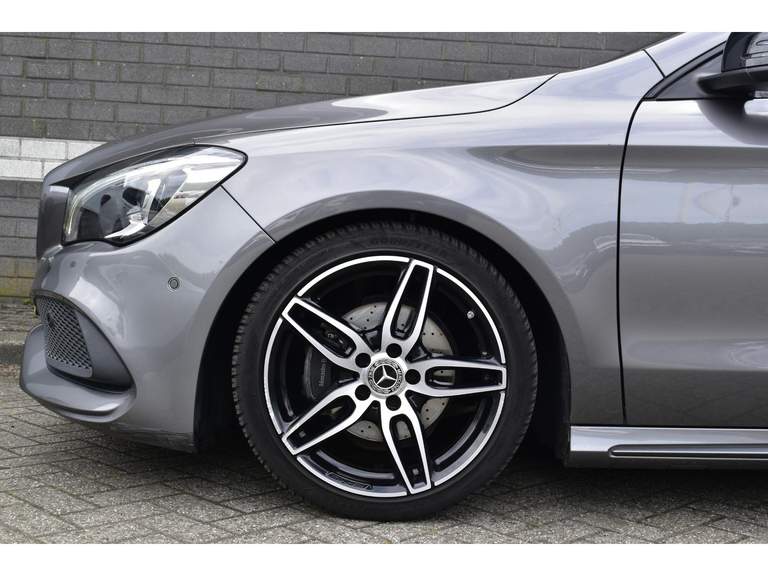 Mercedes-Benz Mercedes-Benz