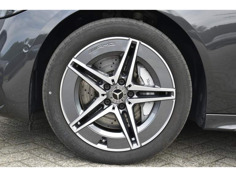 Mercedes-Benz Mercedes-Benz