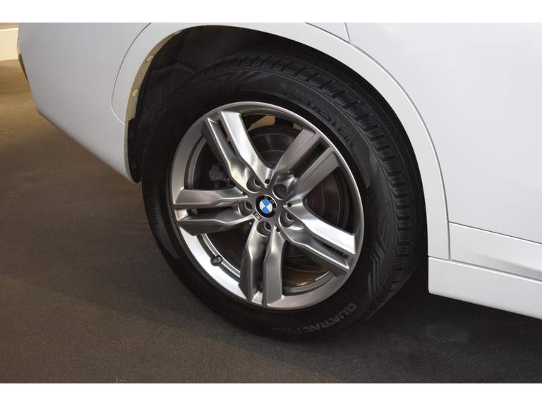 BMW BMW