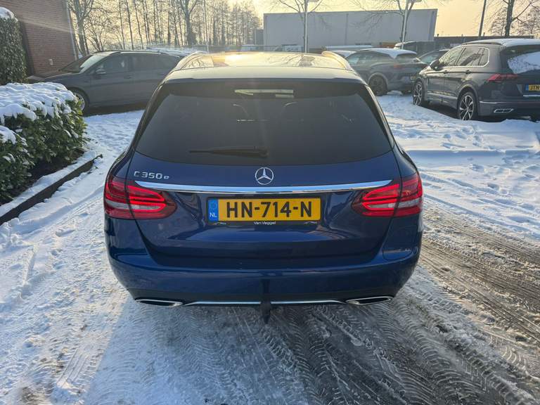 Mercedes-Benz Mercedes-Benz