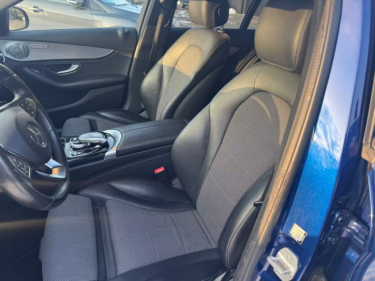 Mercedes-Benz Mercedes-Benz