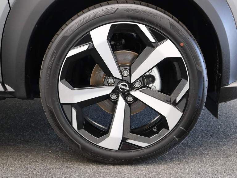 Nissan Nissan