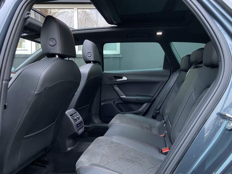 SEAT SEAT