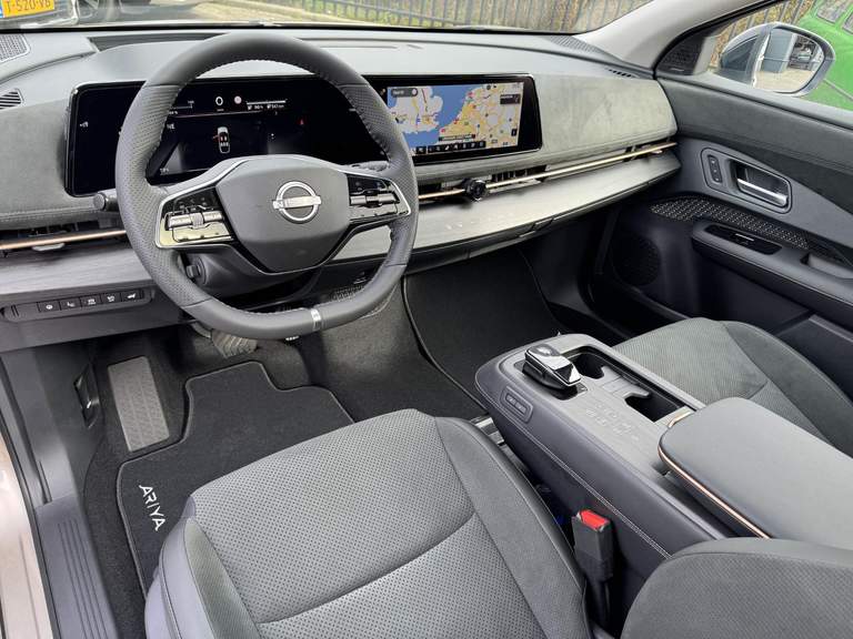 Nissan Nissan