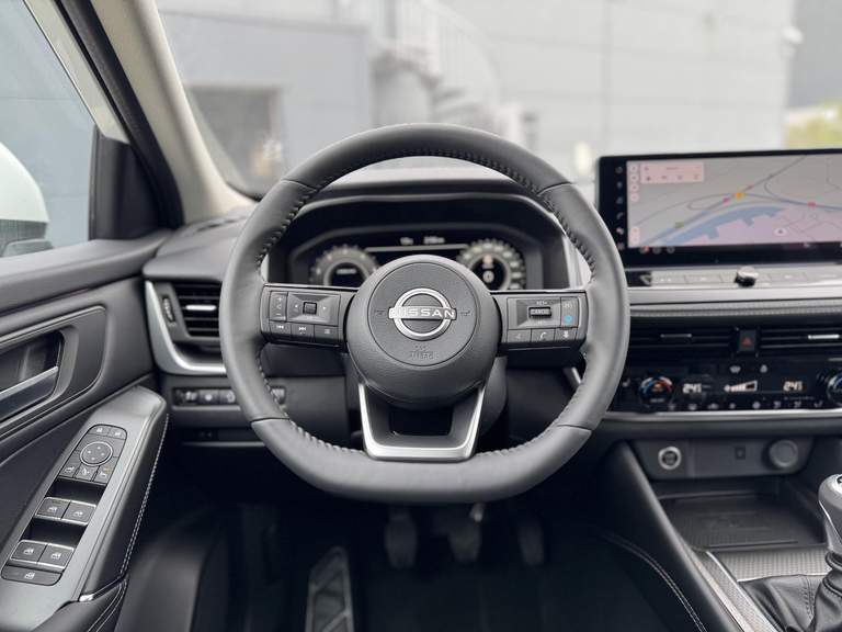 Nissan Nissan