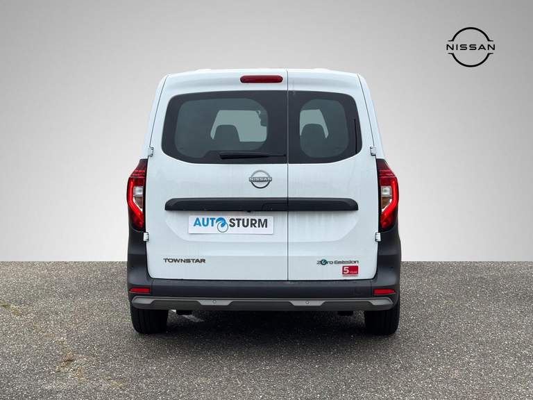 Nissan Nissan