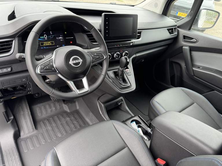 Nissan Nissan