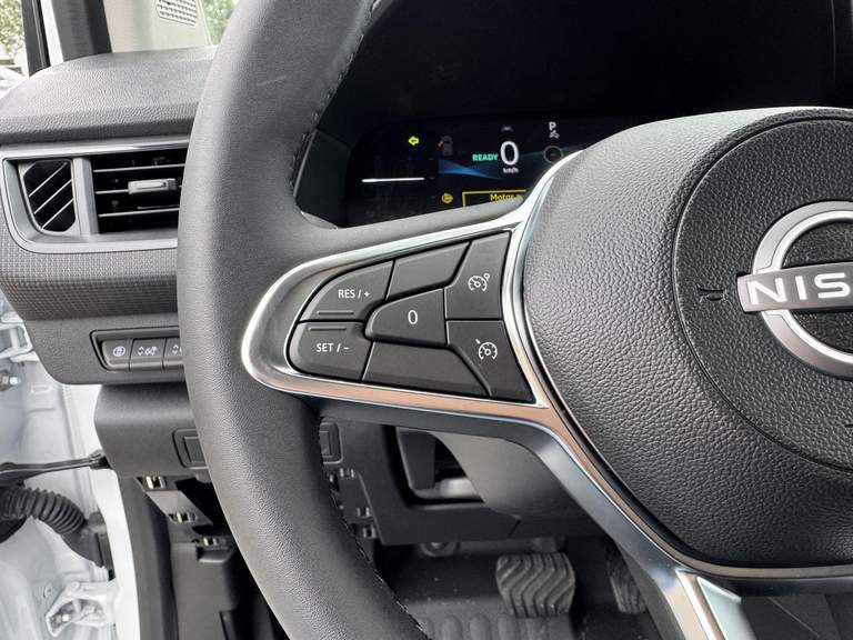 Nissan Nissan