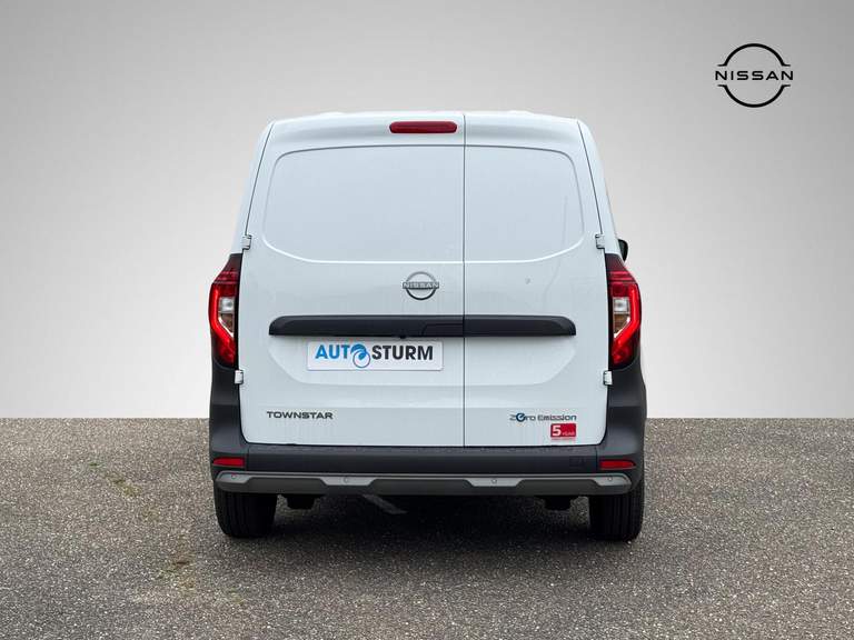 Nissan Nissan