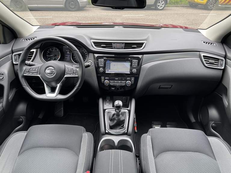 Nissan Nissan